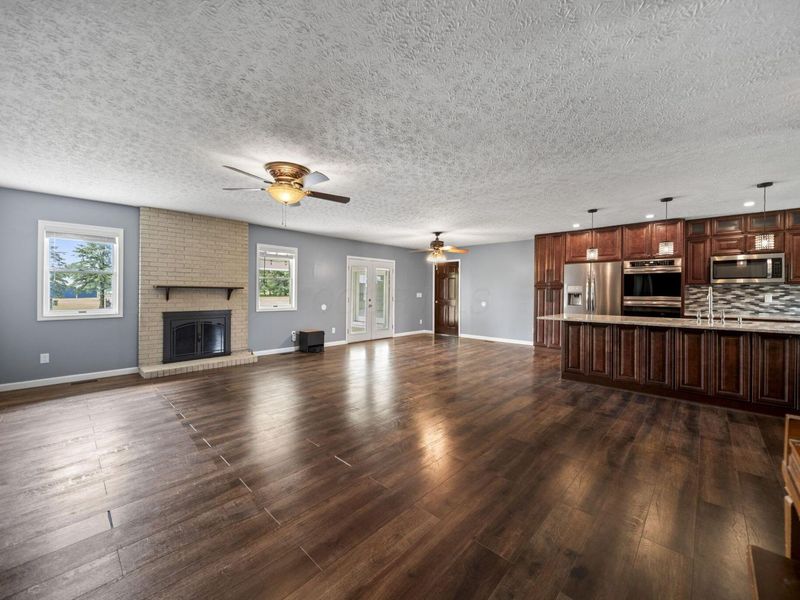 339 Thames Court , London, OH 43140 Photo 35