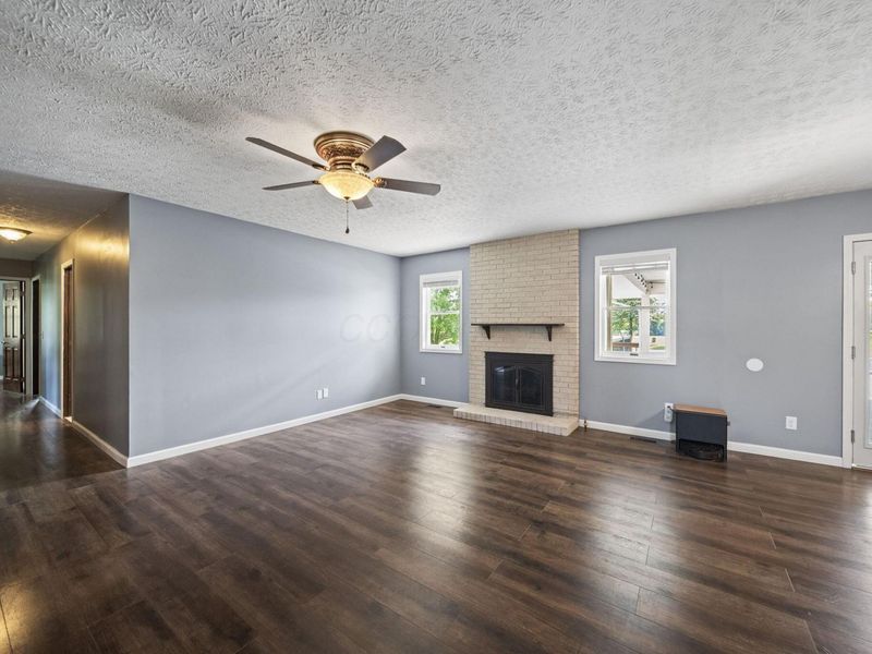 339 Thames Court , London, OH 43140 Photo 37