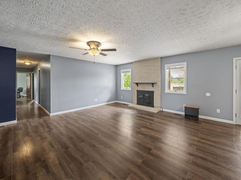 339 Thames Court , London, OH 43140 Photo 38