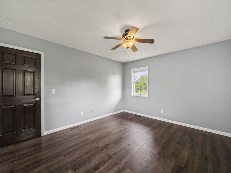 339 Thames Court , London, OH 43140 Photo 43