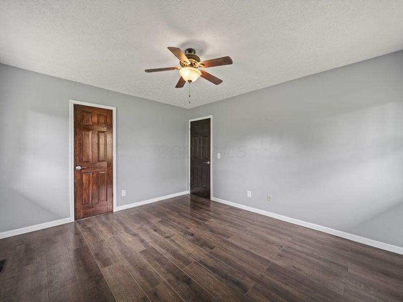 339 Thames Court , London, OH 43140 Photo 44