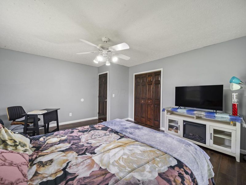339 Thames Court , London, OH 43140 Photo 56