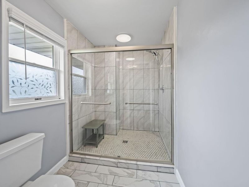339 Thames Court , London, OH 43140 Photo 59