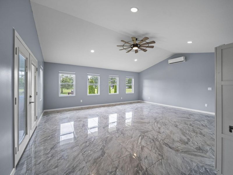 339 Thames Court , London, OH 43140 Photo 65