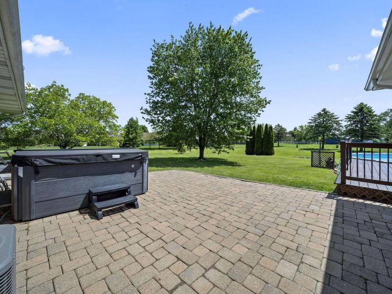 339 Thames Court , London, OH 43140 Photo 87