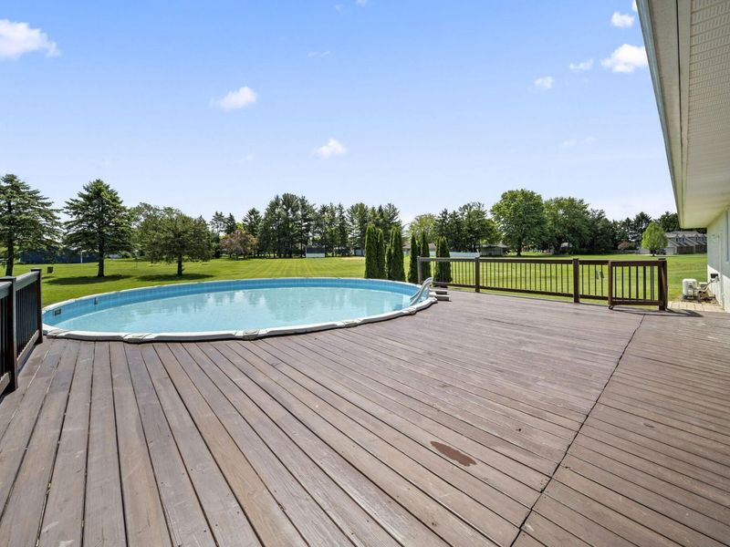 339 Thames Court , London, OH 43140 Photo 90