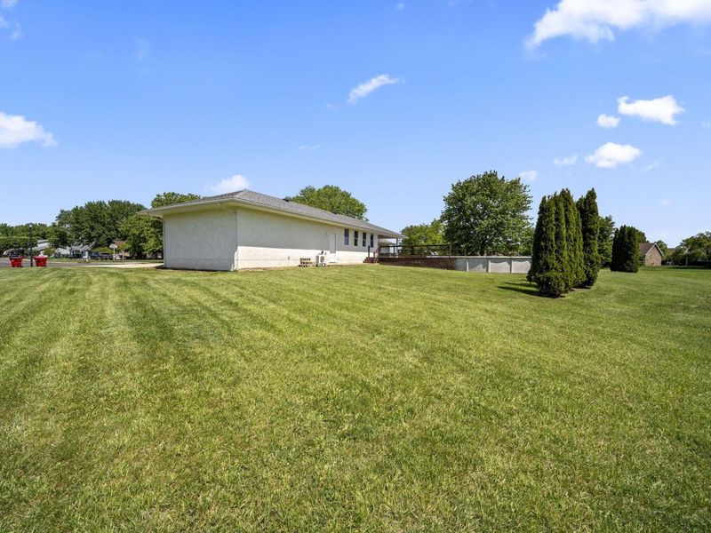 339 Thames Court , London, OH 43140 Photo 93