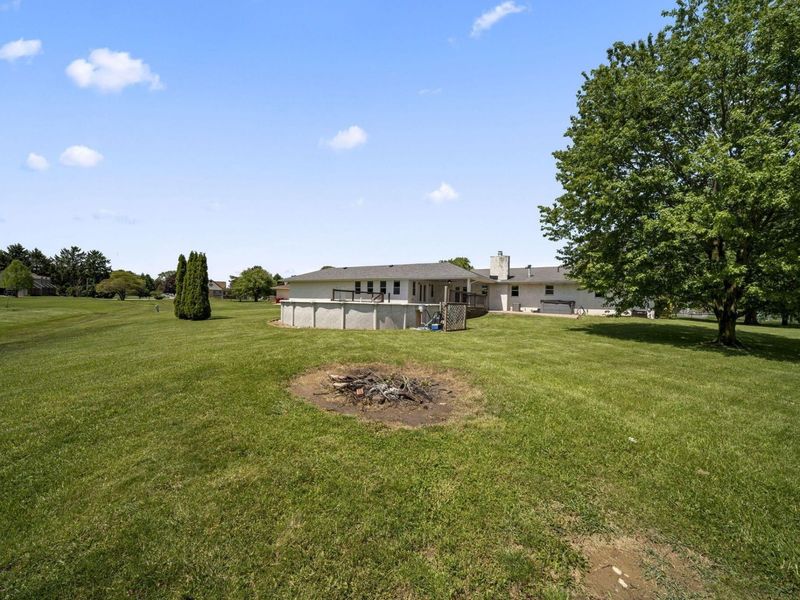339 Thames Court , London, OH 43140 Photo 96