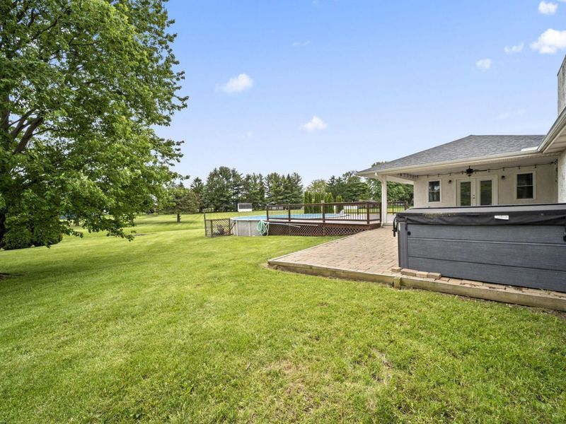 339 Thames Court , London, OH 43140 Photo 99