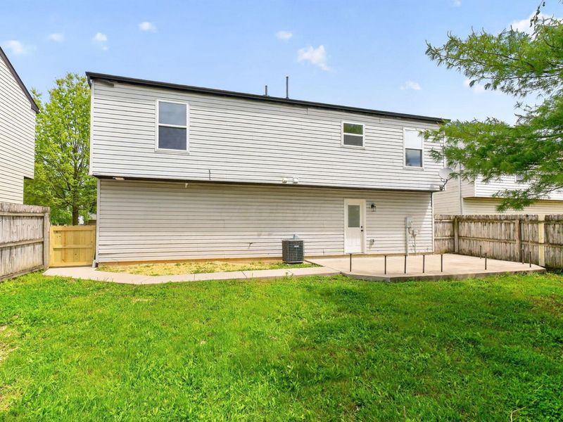 367 Effington Lane, Columbus, OH 43207 Photo 23