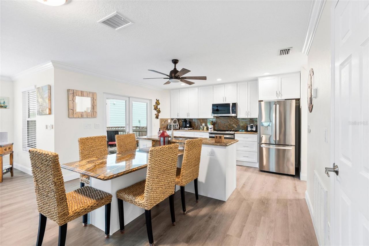 8152 Little Gasparilla Island, Placida, FL 33946 Photo