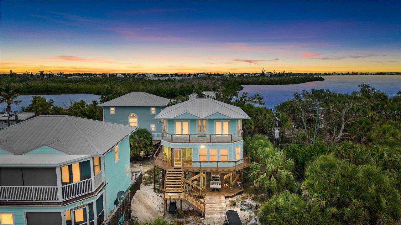 8152 Little Gasparilla Island, Placida, FL 33946 Photo