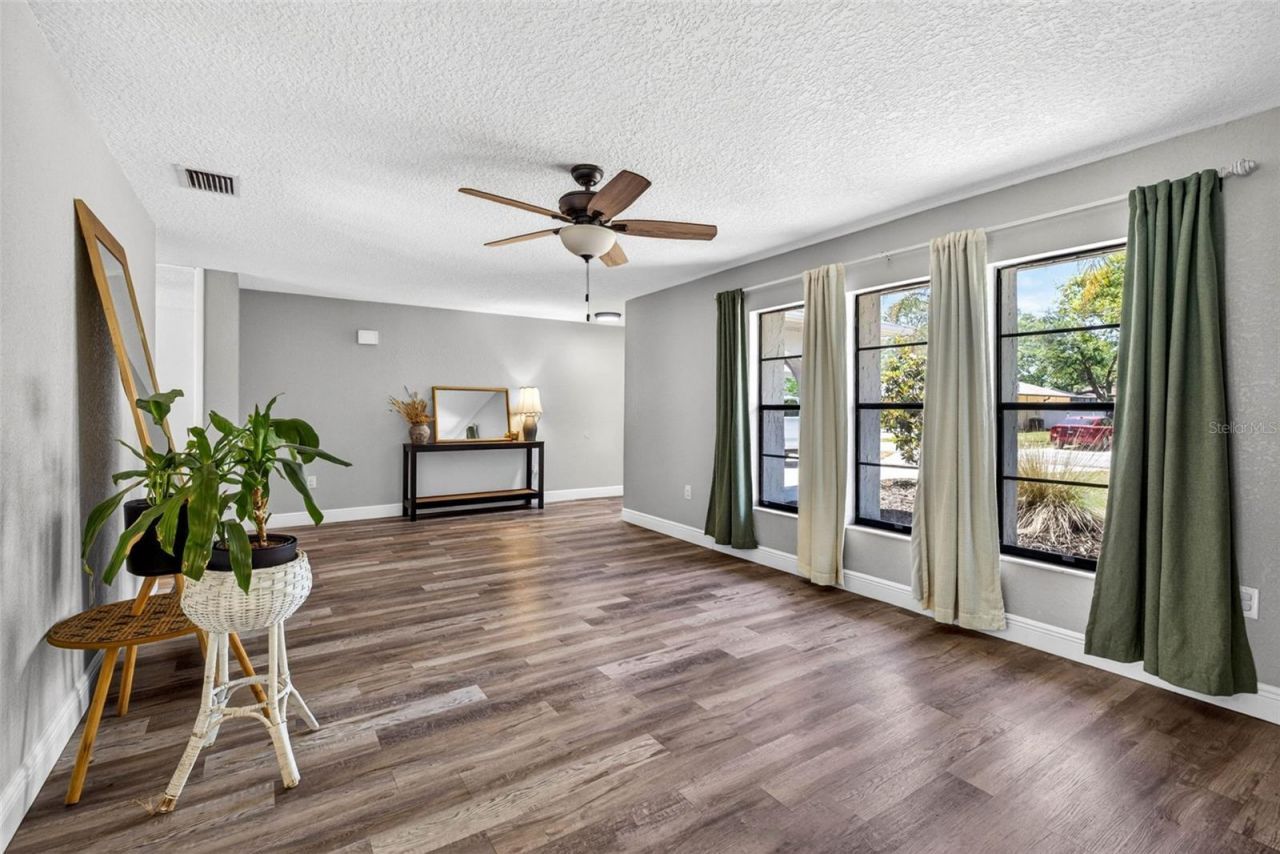 9043 Mccormick Street, Spring Hill, FL 34608 Photo