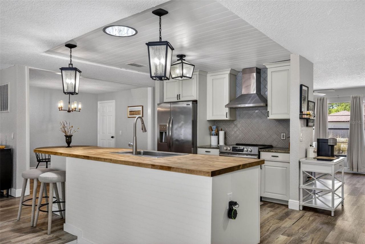 9043 Mccormick Street, Spring Hill, FL 34608 Photo