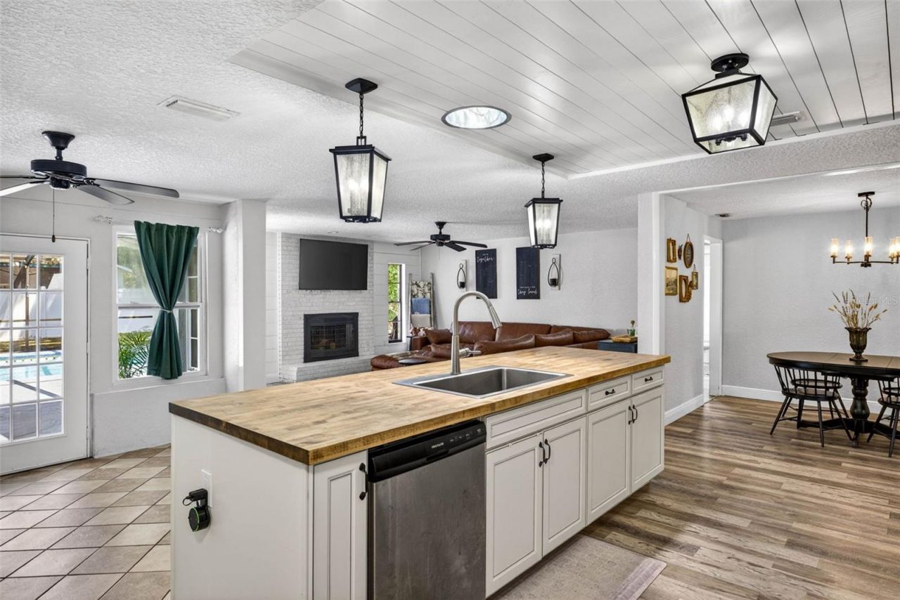 9043 Mccormick Street, Spring Hill, FL 34608 Photo