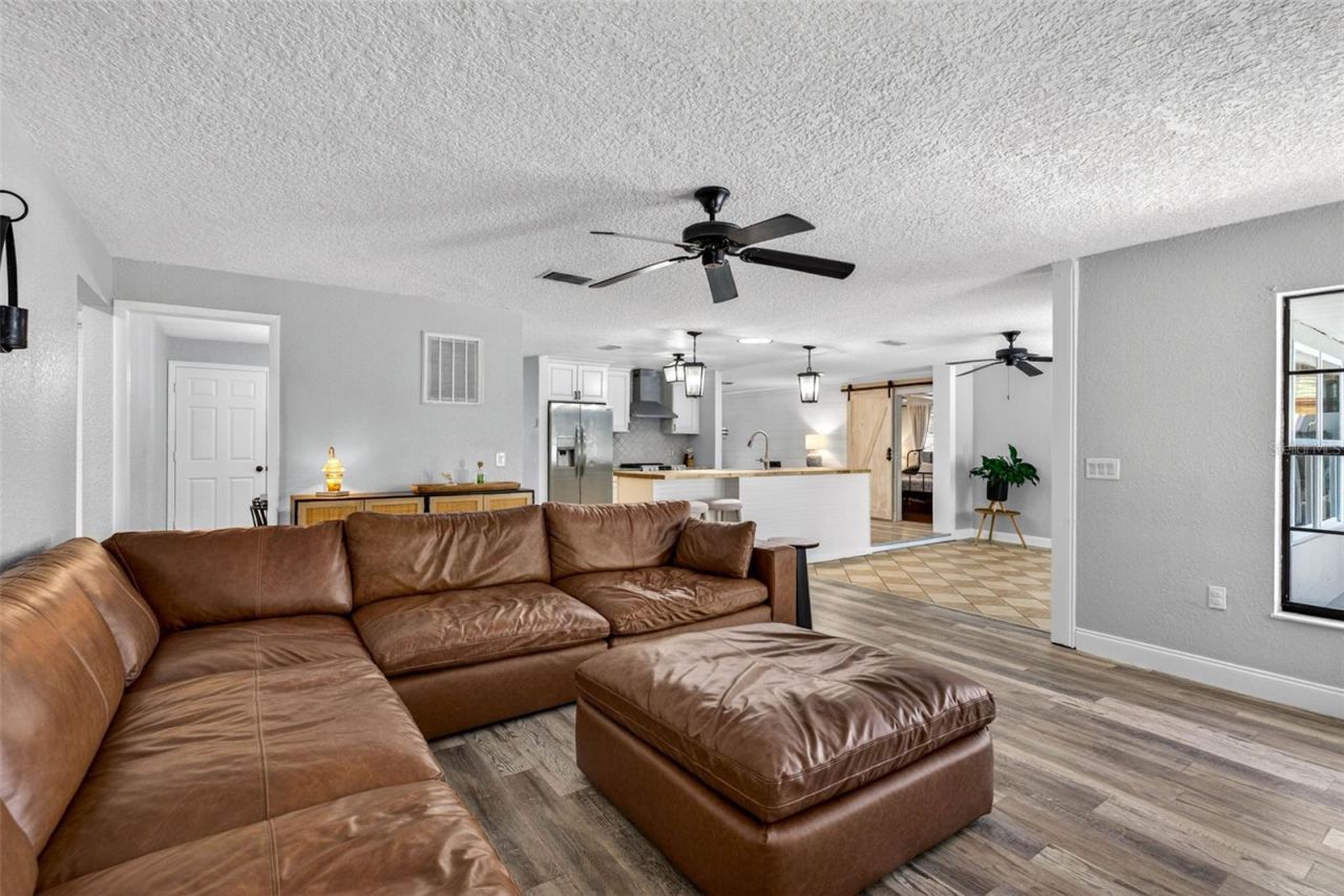 9043 Mccormick Street, Spring Hill, FL 34608 Photo
