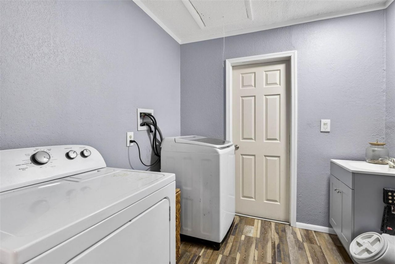 9043 Mccormick Street, Spring Hill, FL 34608 Photo