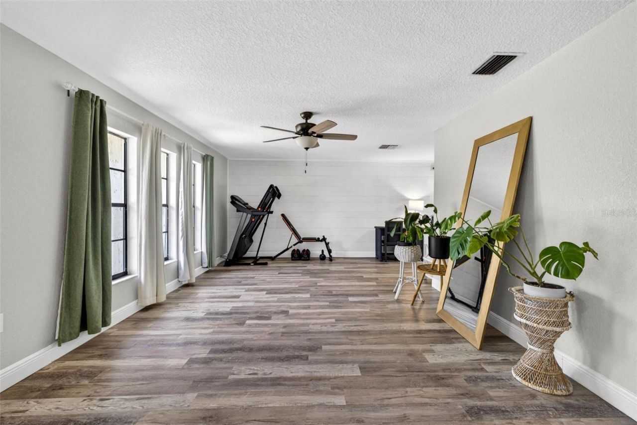 9043 Mccormick Street, Spring Hill, FL 34608 Photo