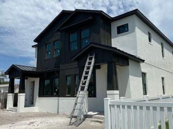 1525 29TH AVENUE N, ST PETERSBURG, FL 33704