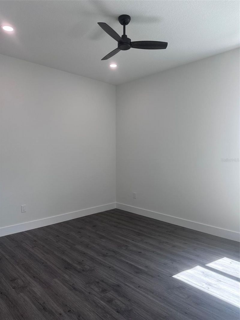 1525 29th Avenue N, Saint Petersburg, FL 33704 Photo