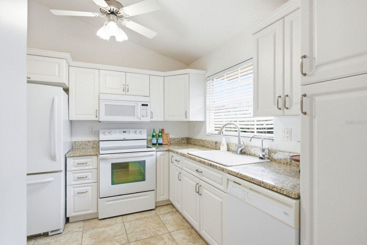 4208 Revere Circle, New Port Richey, FL 34653 Photo