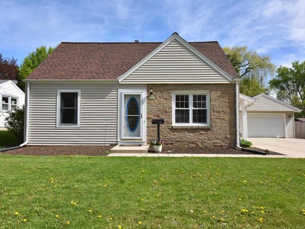 9030 Harrison AVENUE, West Allis, WI 53227