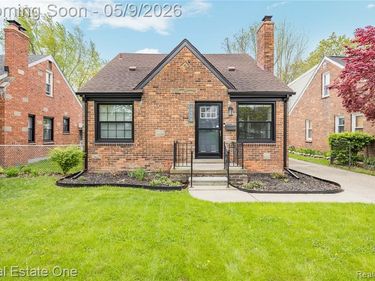22328 TROMBLY Street, St. Clair Shores, MI 48080
