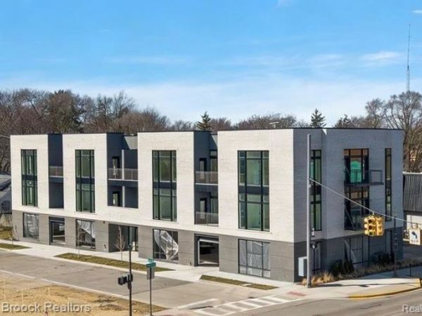 110 Austin Avenue, Royal Oak, MI 48067
