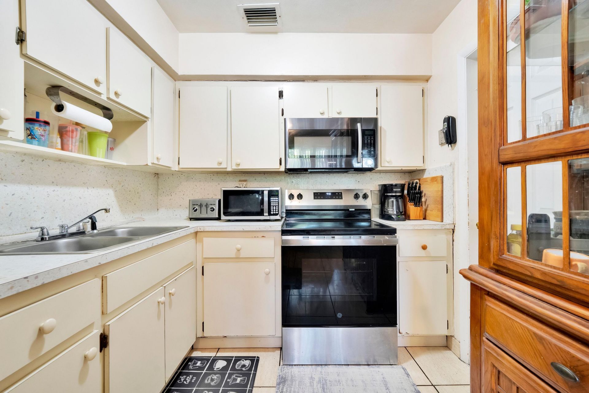 745 NW 46th Street, Miami, FL 33127 Photo