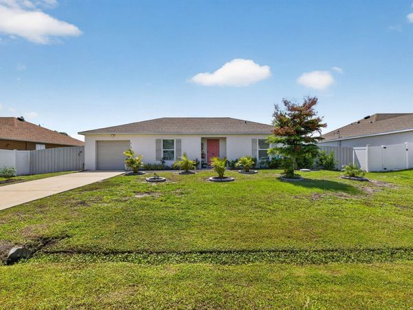 718 SW Curry Street, Port St. Lucie, FL 34983