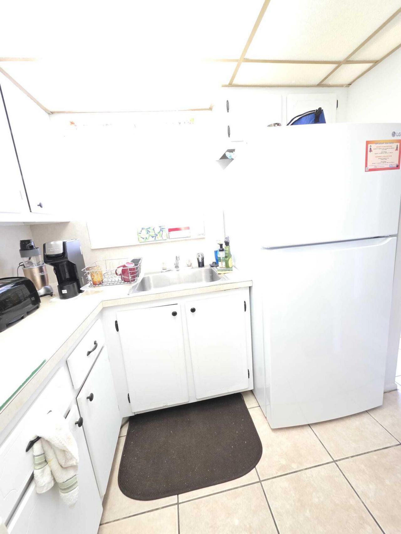 8400 Sunrise Lakes Boulevard, Unit 107, Sunrise, FL 33322 Photo