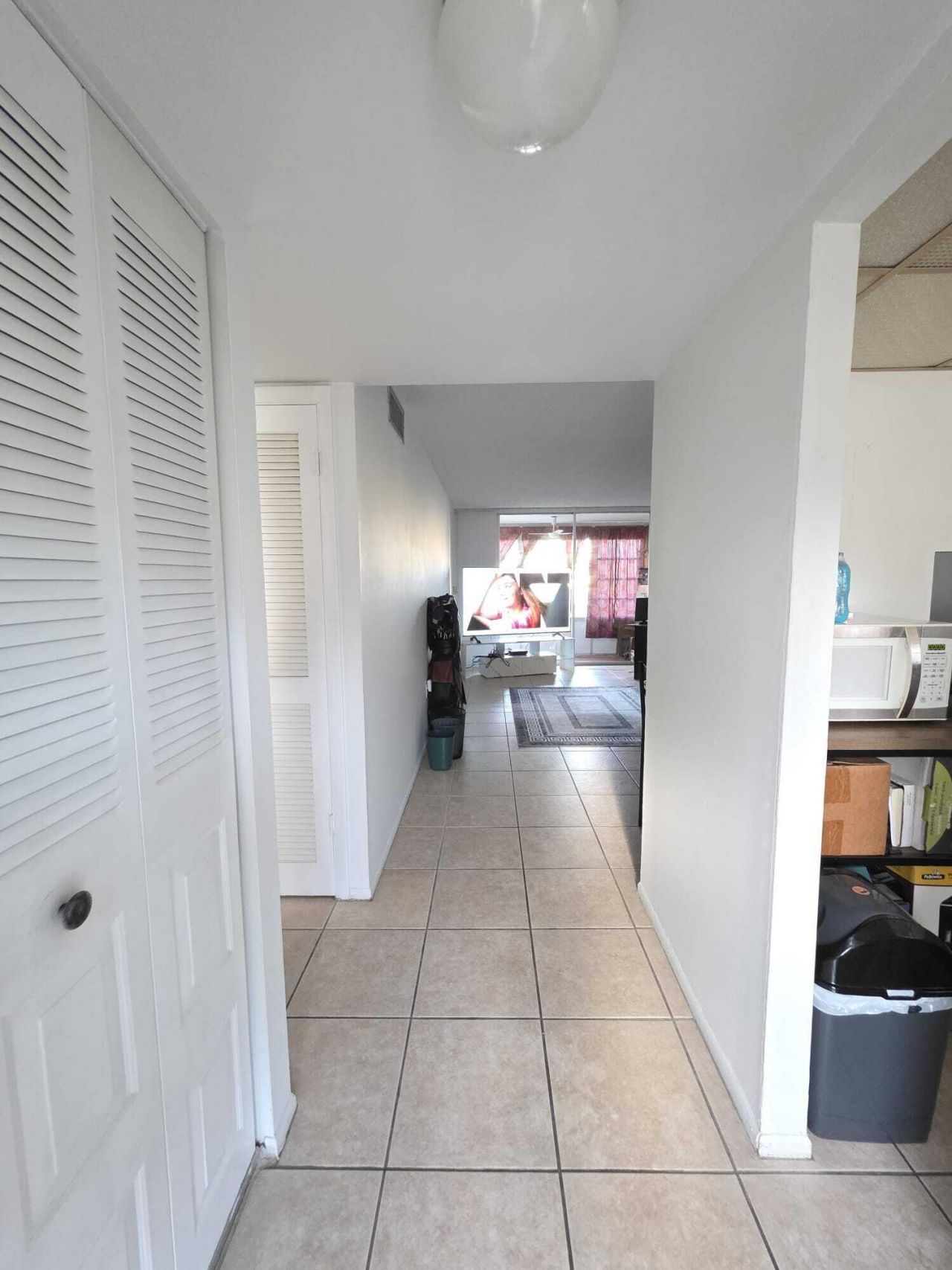 8400 Sunrise Lakes Boulevard, Unit 107, Sunrise, FL 33322 Photo