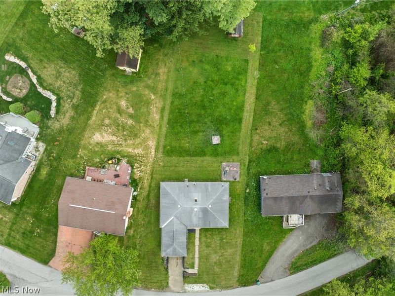 942 Overlook Drive, Wintersville, OH 43953 Photo 10