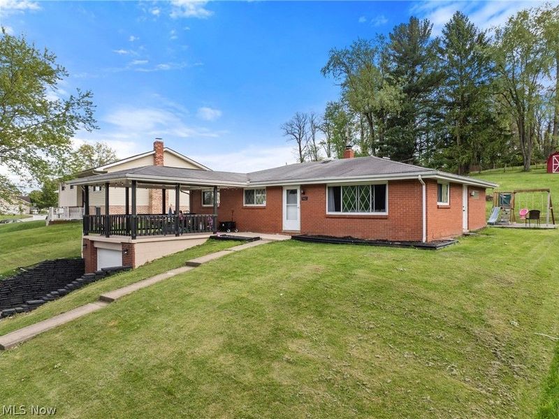 942 Overlook Drive, Wintersville, OH 43953 Photo 2