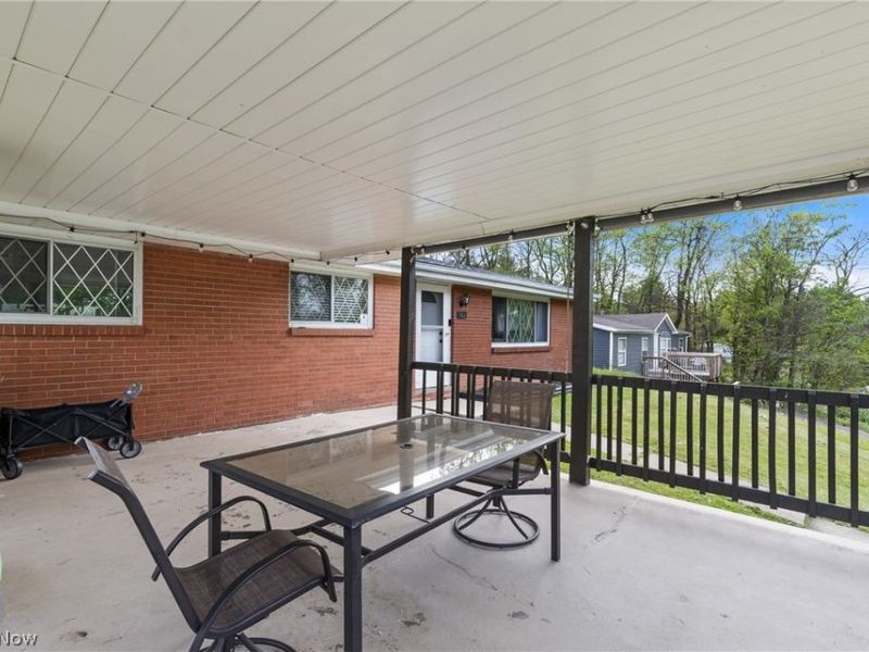 942 Overlook Drive, Wintersville, OH 43953 Photo 5
