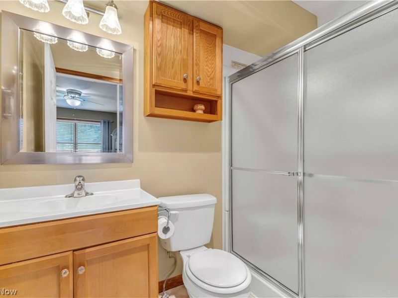 363 Northcoast Point Drive, Eastlake, OH 44095 Photo 8