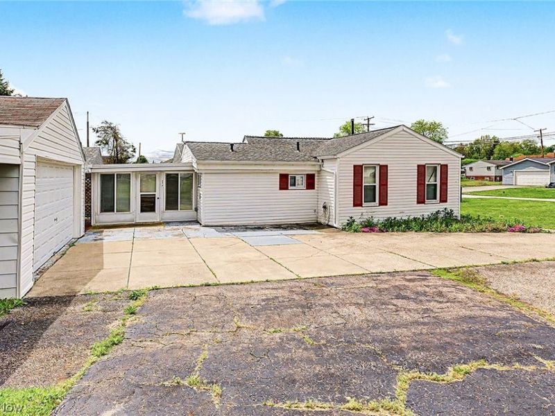671 Stevenson Avenue, Akron, OH 44312 Photo 28