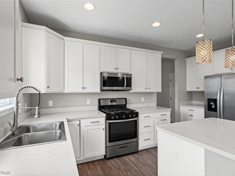 37272 Sandy Ridge Drive , North Ridgeville, OH 44039 Photo 9