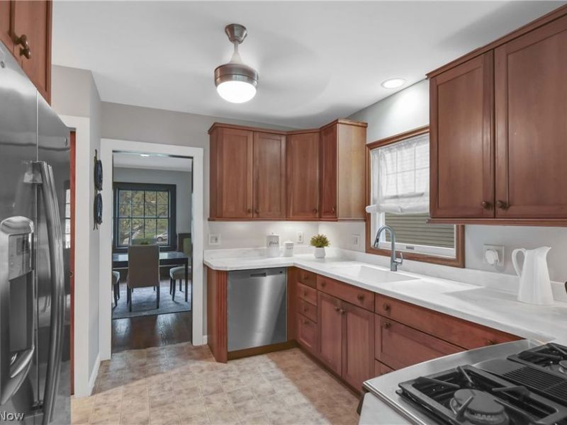 1300 West Boulevard, Cleveland, OH 44102 Photo 21