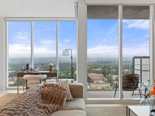 313 W 17th ST, Unit 1804, Austin, TX 78701