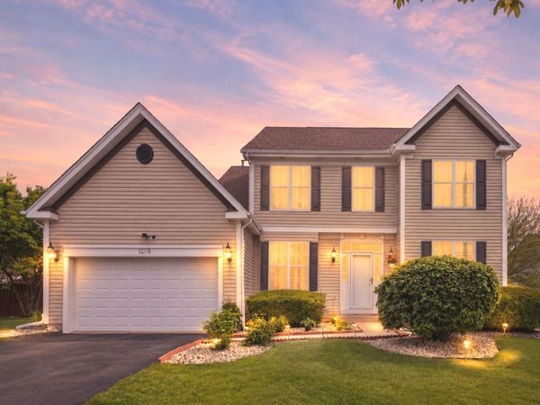 1208 Amaranth Drive, Naperville, IL 60564
