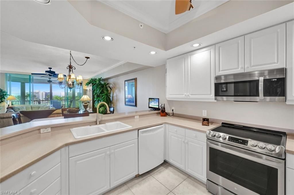315 Dunes Blvd , Unit 404, Naples, FL 34110 Photo