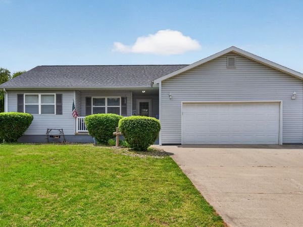 305 Kingsmill Drive, Logansport, IN 46947
