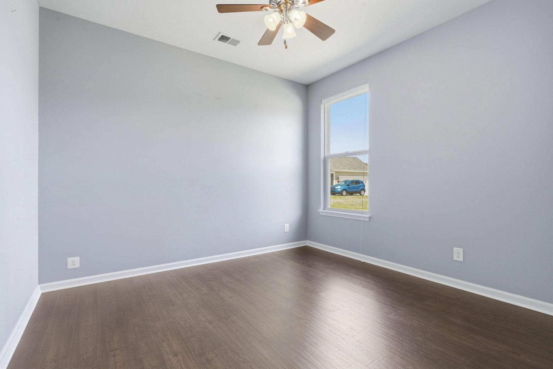 1558 Palmina Loop Photo 17