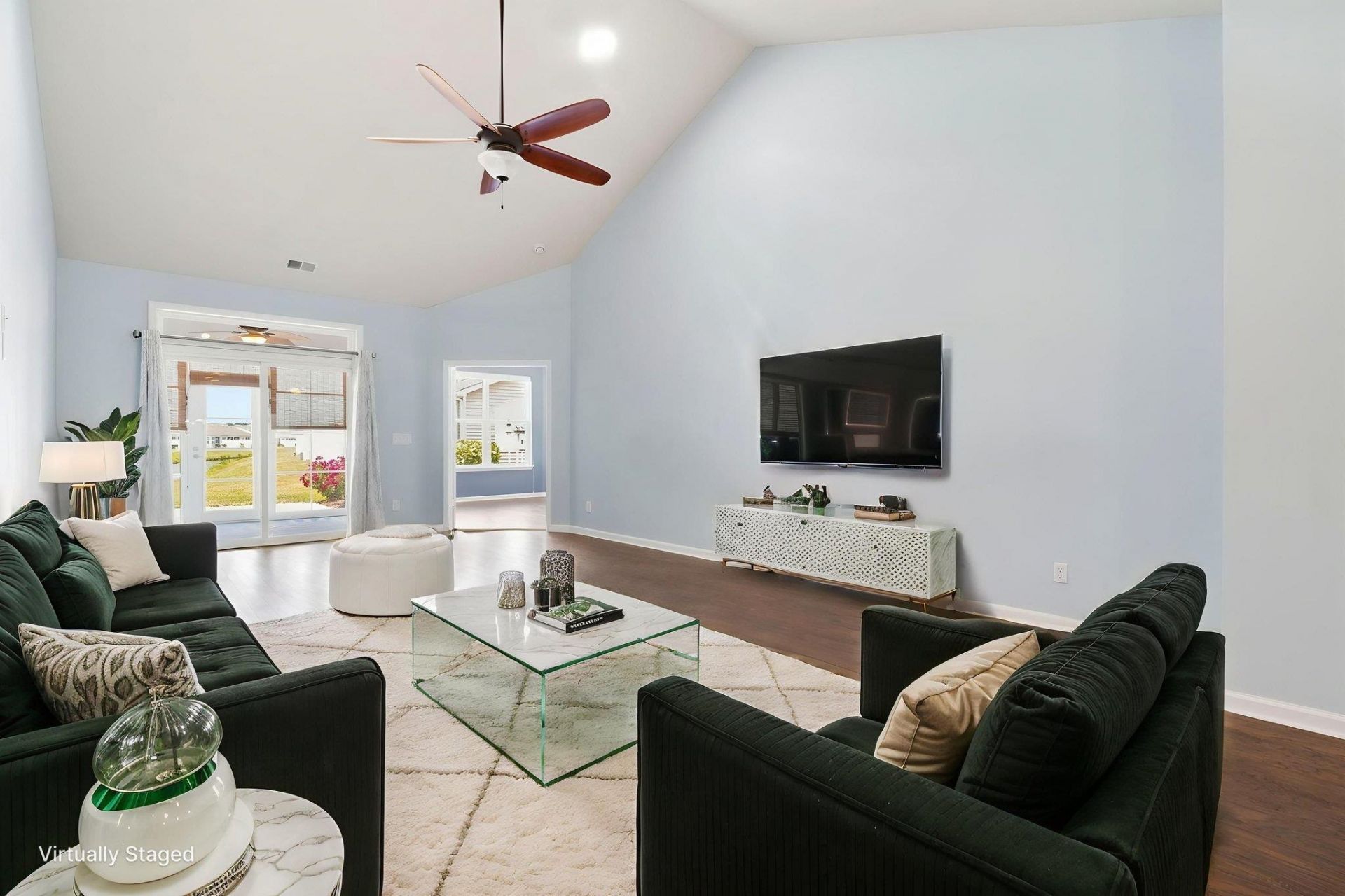 1558 Palmina Loop Photo 2