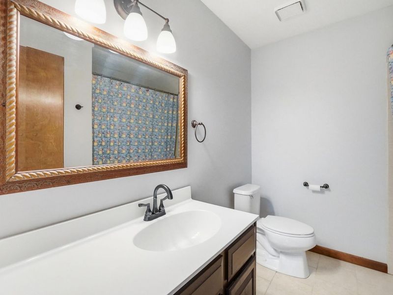 196 Cambria Drive, Dayton, OH 45440 Photo 35
