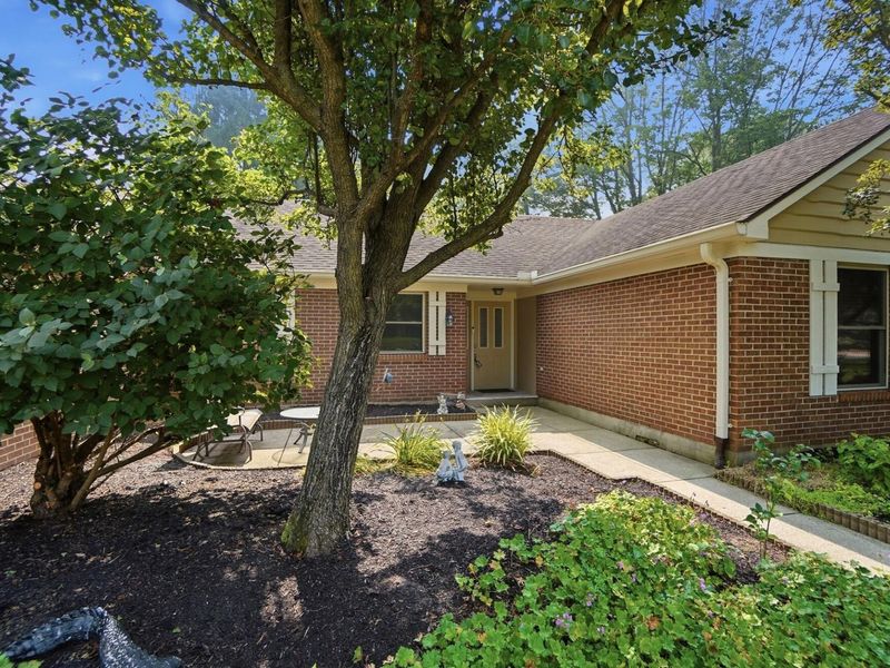 196 Cambria Drive, Dayton, OH 45440 Photo 4