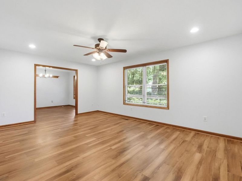 196 Cambria Drive, Dayton, OH 45440 Photo 7