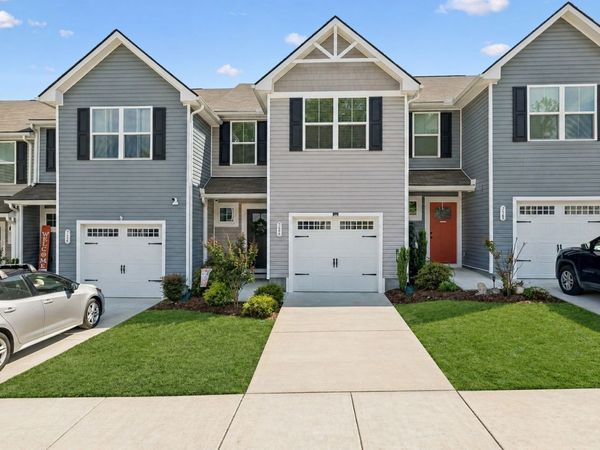 726 Cottoncloud Dr, Lebanon, TN 37090