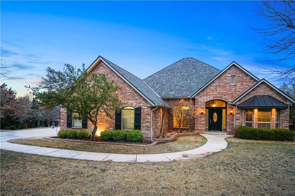 9417 Forest Dale Drive, Oklahoma City, OK 73151 Main Photo